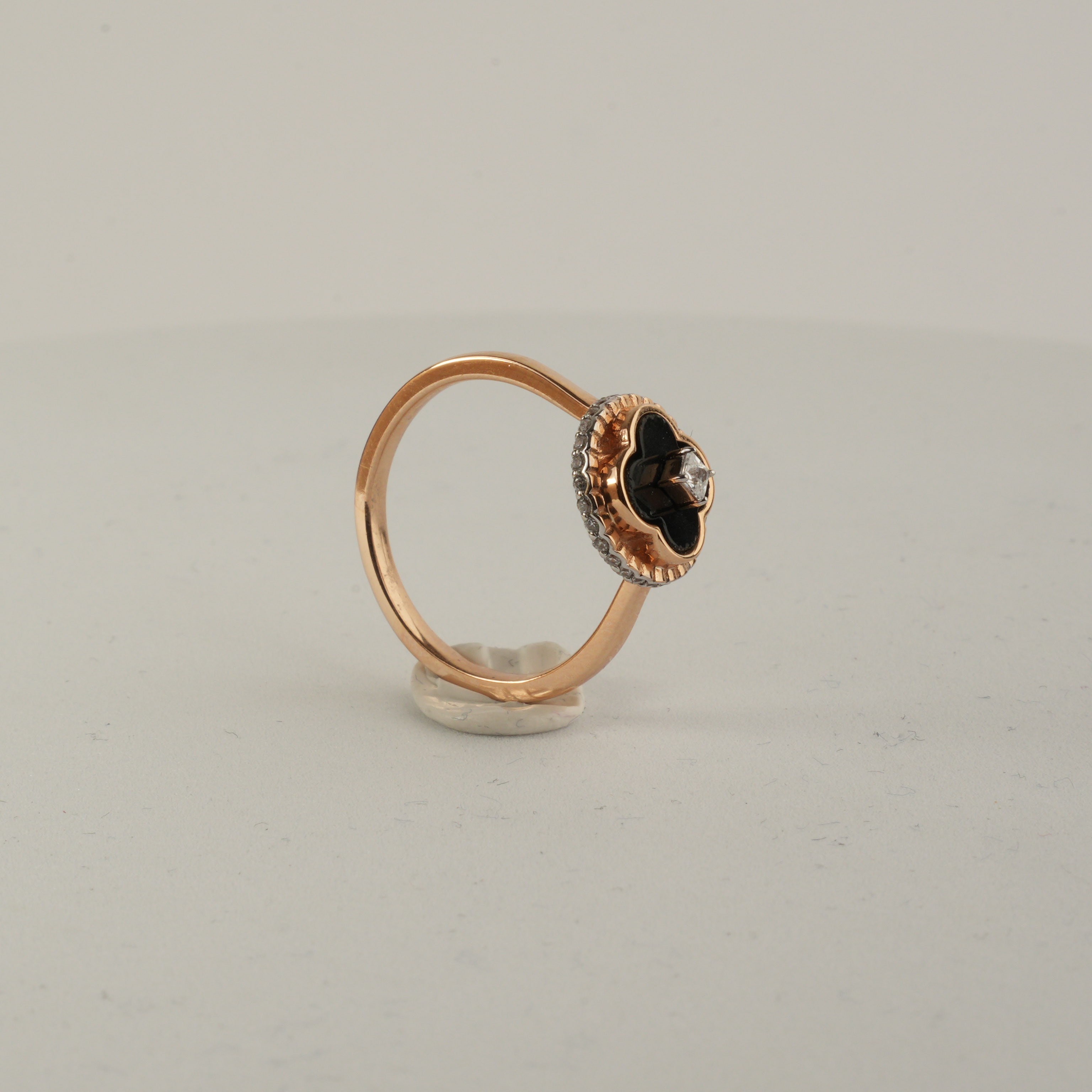 18KT RING